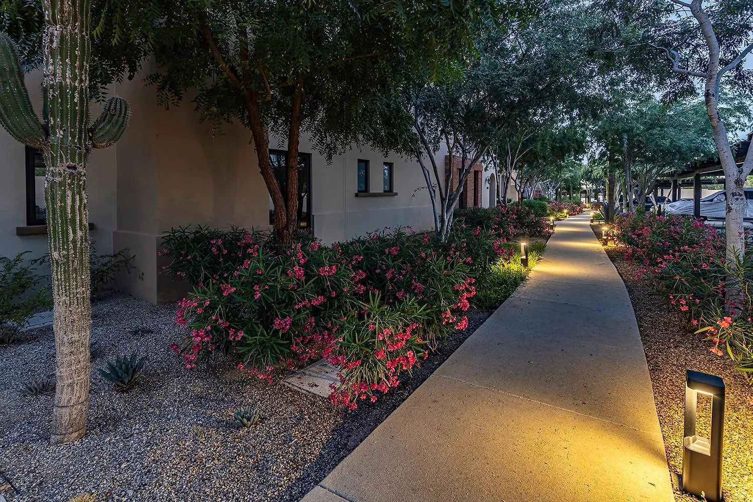 Gorgeous 2 Bedroom Condo With Resort Access At Mavila Cabo San Lucas